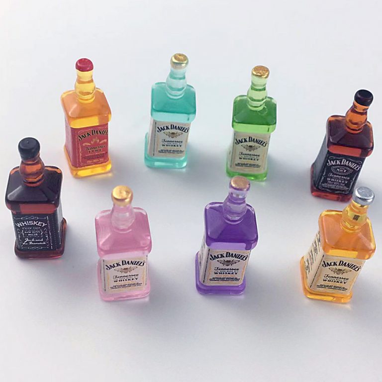 DIY Jack Daniel's liquor bottle About 3CM