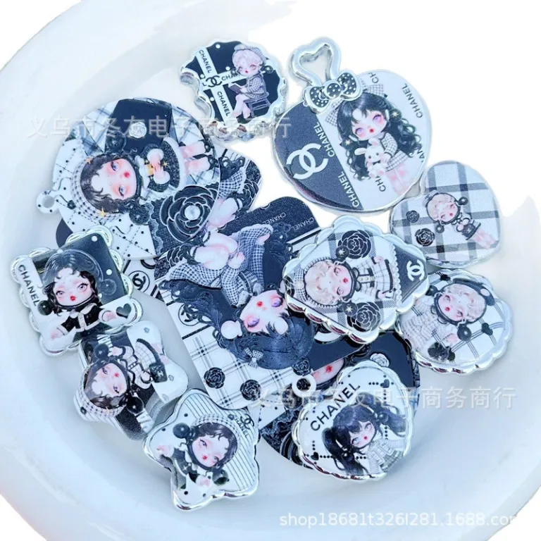 A set of 5-piece sp girl acrylic signs