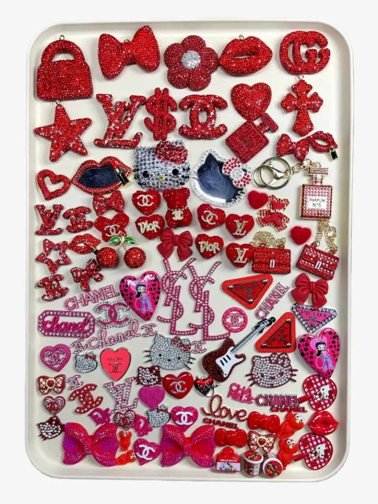 50-100Pcs Mix Red Lux Charms