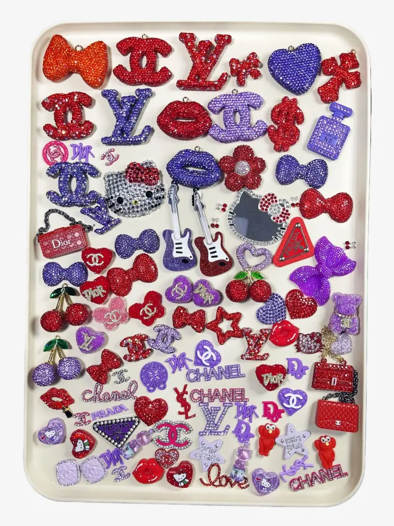 50-100Pcs Mix Red-Purple Lux Charms