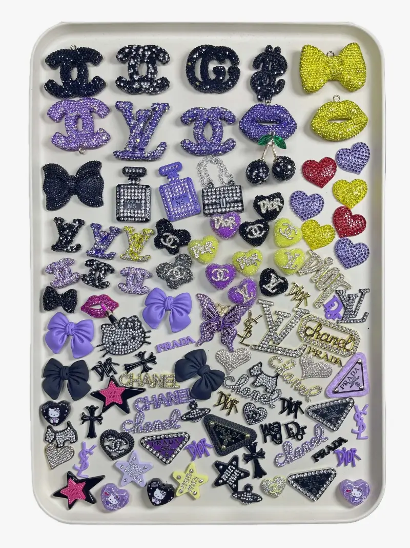 50-100Pcs Mix Purple-Gold-Black Lux Charms