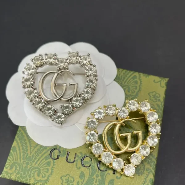 GG-Full Diamond Love Shape 42MM*40MM
