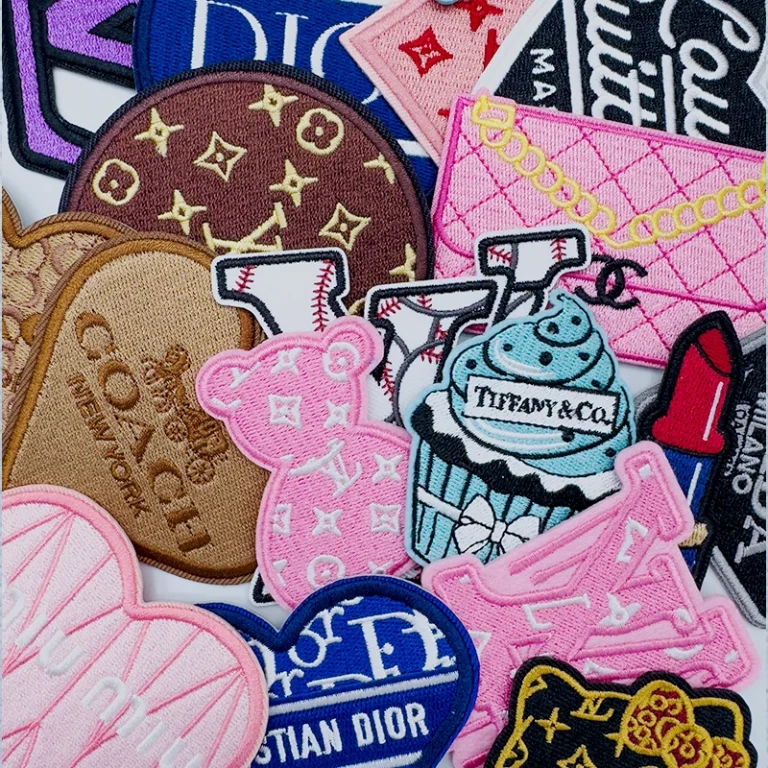 MIX（50-100pcs） Iron-on Patches Designer