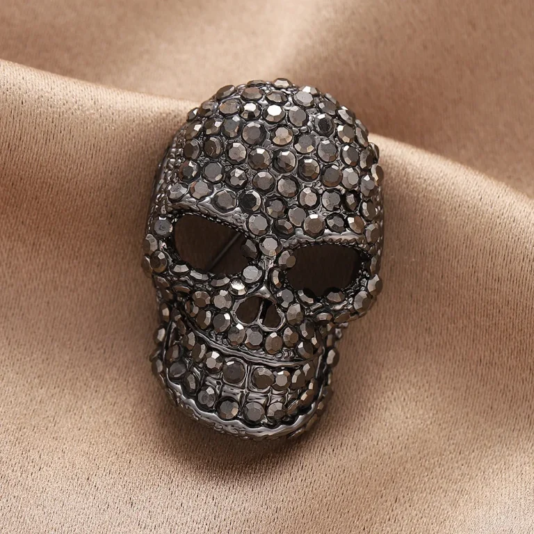 Skeleton With Diamonds 40MM*26MM