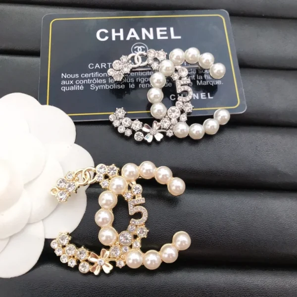 CC-With pearls ,diamonds,5 50MM*36MM