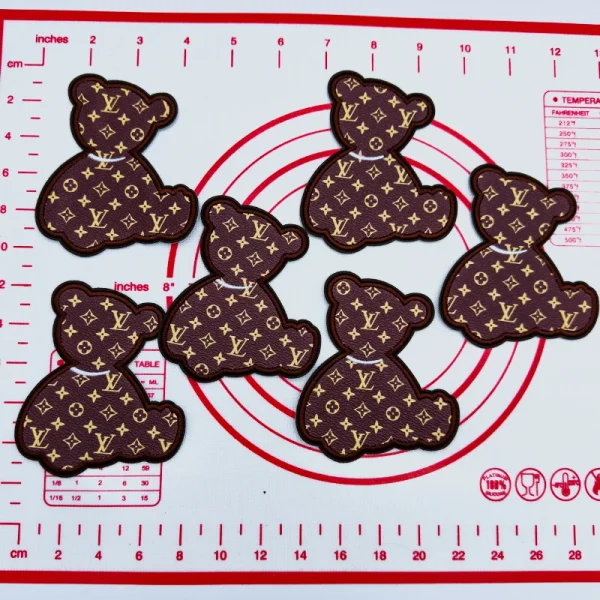 Mid(Iron-on) L- Bear Shape Patches