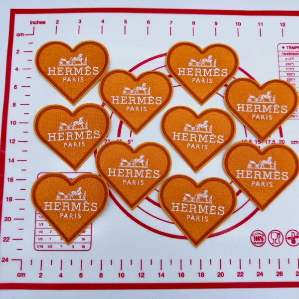 Mid(Iron-on) HM- Orange Love Shape Patches