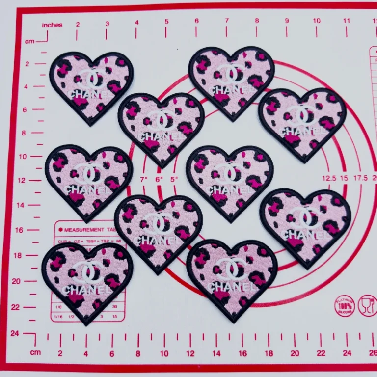 Mid(Iron-on) C-6 Love Shape Patches