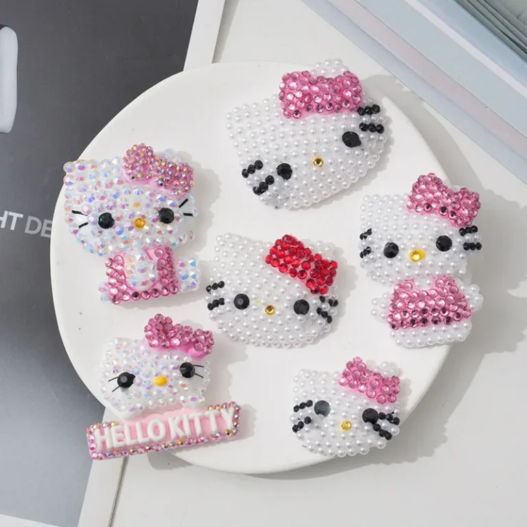 HK With diamonds and pearls 50MM*45MM