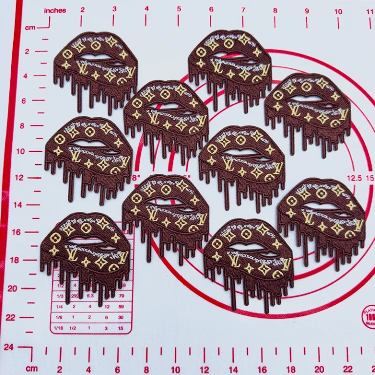 Mid(Iron-on) L-Coffee Lips Shape Patches