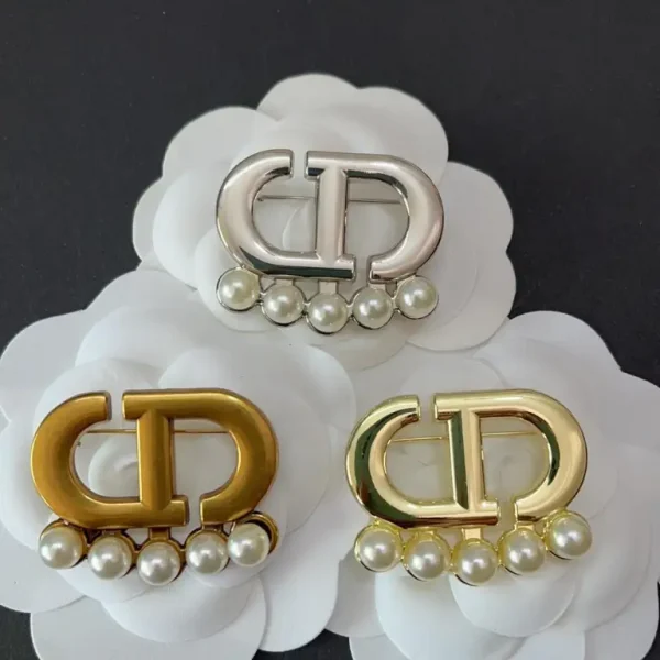 CD-Metal Signage with pearls 40MM*32MM