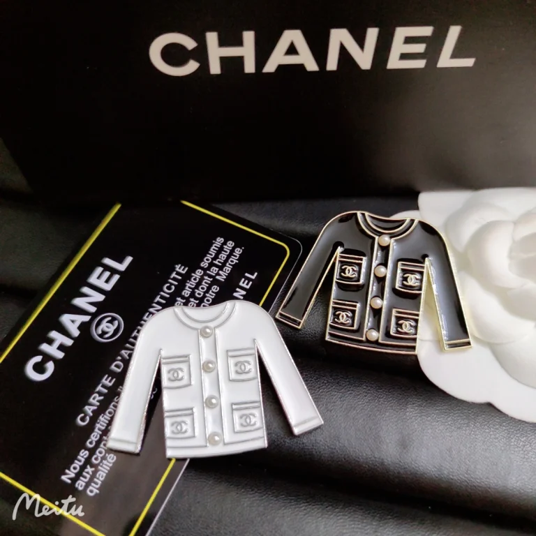 Clothing-shaped metal CC 50MM*35MM