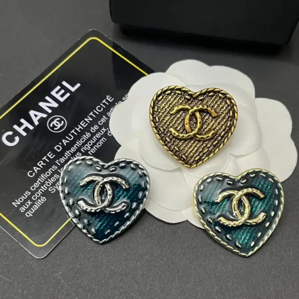 CC- Metal Signage Love Shape 33MM*33MM