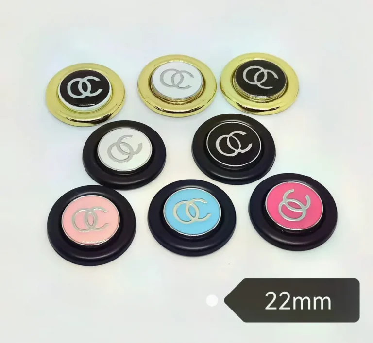 Delicate Two-Tone Enamel Circle Double C Metal Phone Case Charm | 22mm
